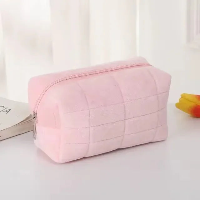 Simple Makeup Case Pillow Pen Bag High Appearance Level Women's Large Capacity Pillow Bag Portable Storage Bag Makeup Bags