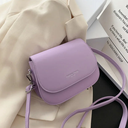 Yogodlns Trendy Saddle Shoulder Bag Women PU Leather Crossbody Bag Simple Solid Color Flap Messenger Bag Designer Handbags Pouch