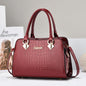 Women's bags, handbags, shoulder messenger bags, fashionable and versatile middle-aged large-capacity mother bags