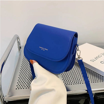 Yogodlns Trendy Saddle Shoulder Bag Women PU Leather Crossbody Bag Simple Solid Color Flap Messenger Bag Designer Handbags Pouch